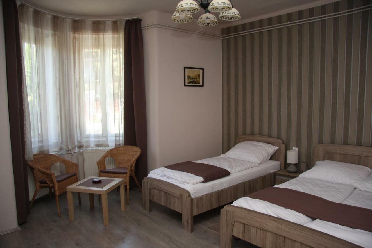 Villa Maria Apartman Miskolc Exterior foto