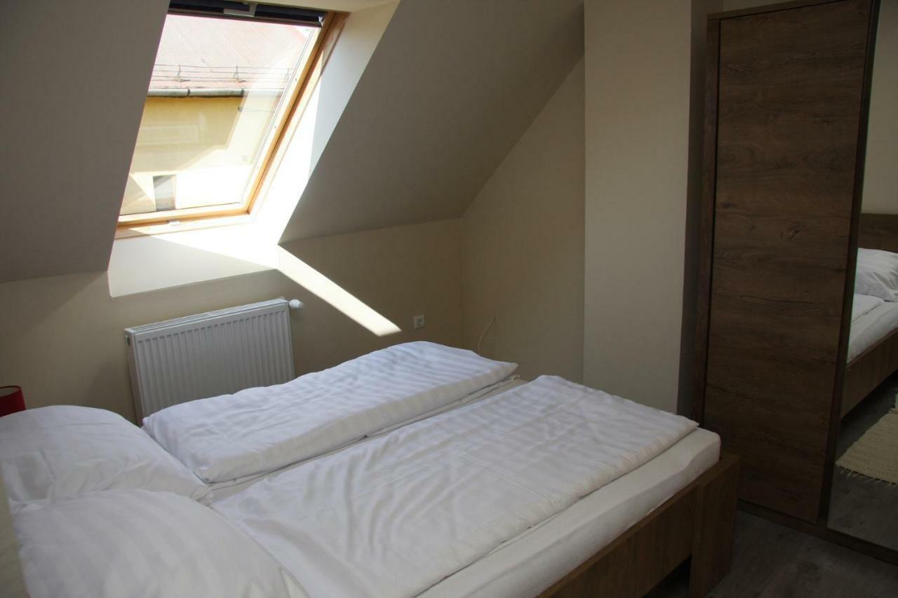 Villa Maria Apartman Miskolc Exterior foto